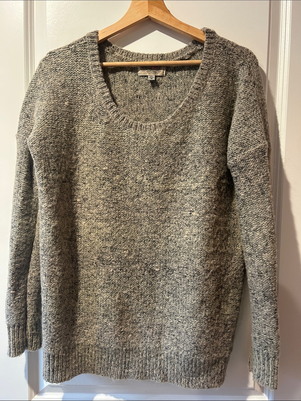 Ecote Heathered Gray Scoop Neck Knit Sweater